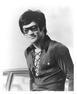 ​李小龙死因之谜