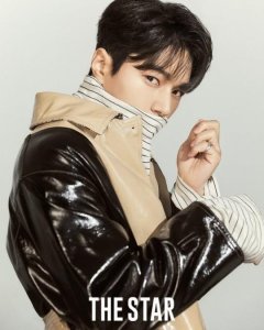 ​韩国男团INFINITE成员金明洙最新杂志写真曝光