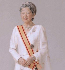 ​日本最美平民皇后美智子，以为嫁给了爱情，最终却逃不过现实命运