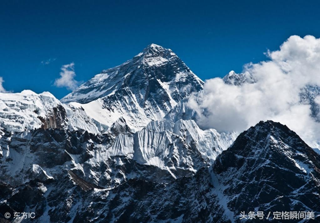 千米高空航拍的世界第一高峰珠穆朗玛峰6张图 每一张图都像仙境