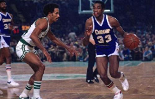 NBA穿33号球衣最杰出的5大球星，伯德天勾领衔，皮蓬第五