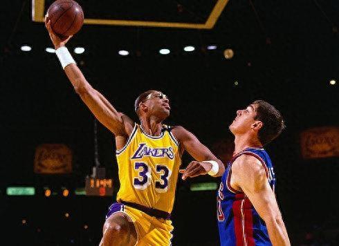 NBA穿33号球衣最杰出的5大球星，伯德天勾领衔，皮蓬第五