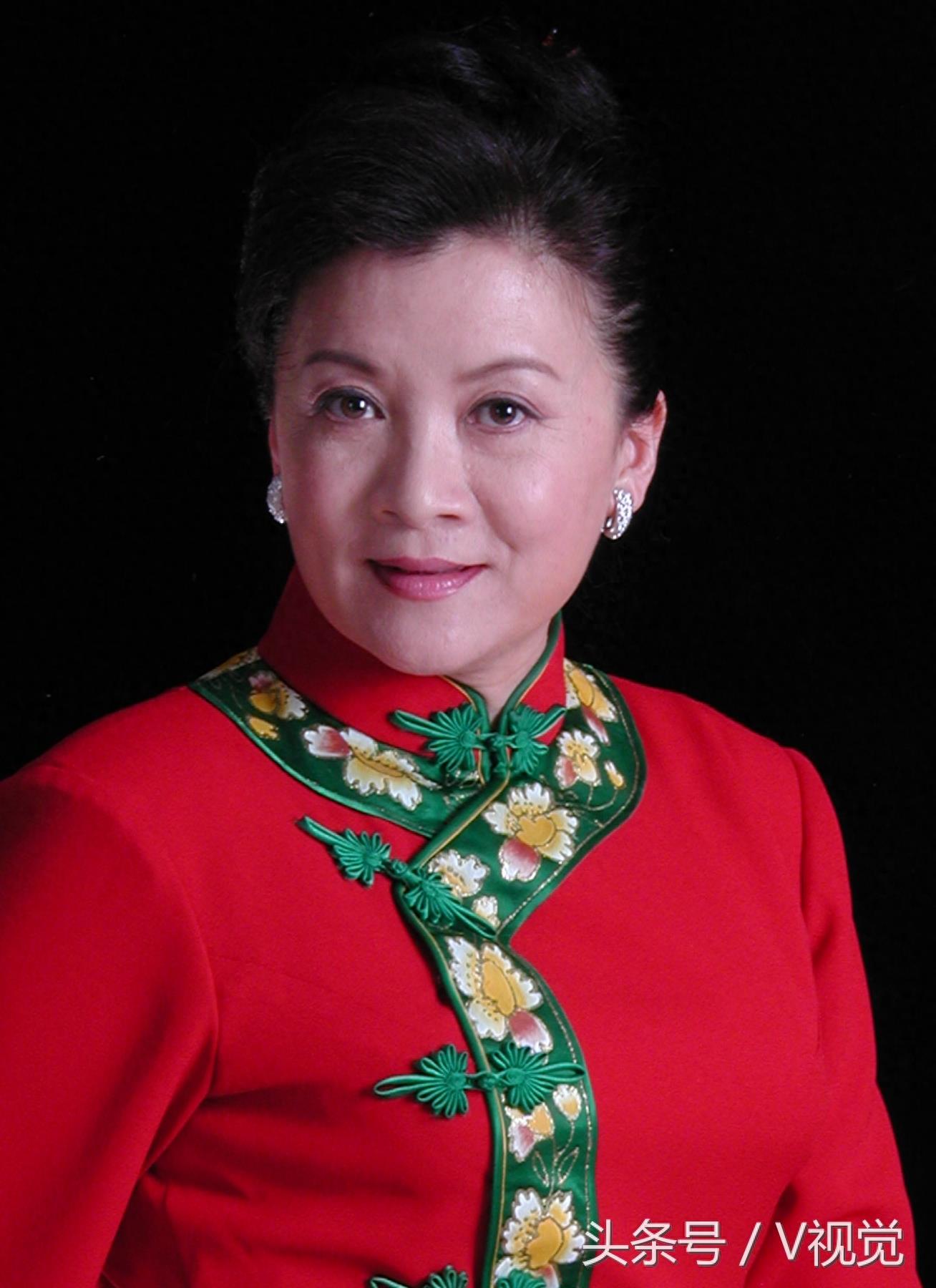 《冰与火的青春》中的十一位女演员