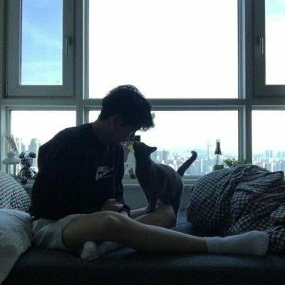 最新微信头像男生伤感背影大全