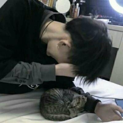 最新微信头像男生伤感背影大全