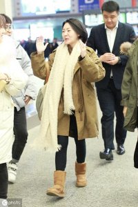 ​小S徐熙娣不化妆不到1米6依旧气场两米，笑容爽朗很治愈