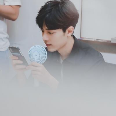 肖战高清头像最近生活图片