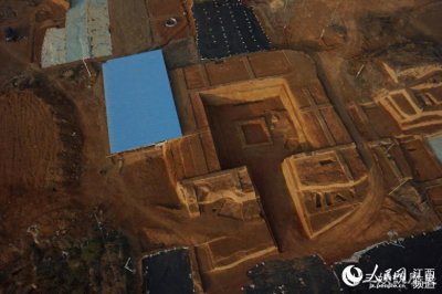​实拍海昏侯刘贺墓地的盗洞：主椁板被锯开，距离主棺“功亏一篑”