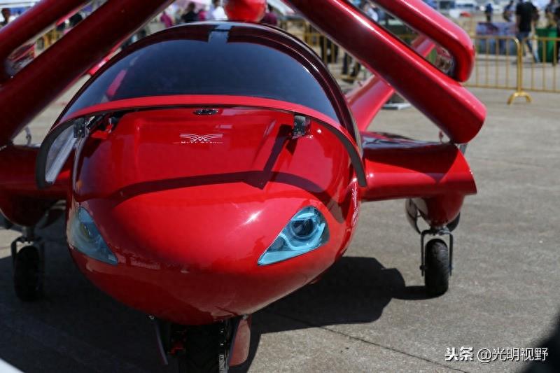 全球首款海陆空三栖飞机中国制造，亮相珠海航展引关注