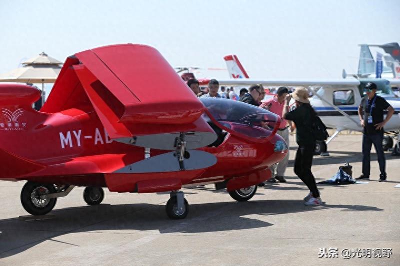 全球首款海陆空三栖飞机中国制造，亮相珠海航展引关注