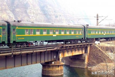 ​横跨三国首都的火车，票价高达6000元，座位却依然供不应求
