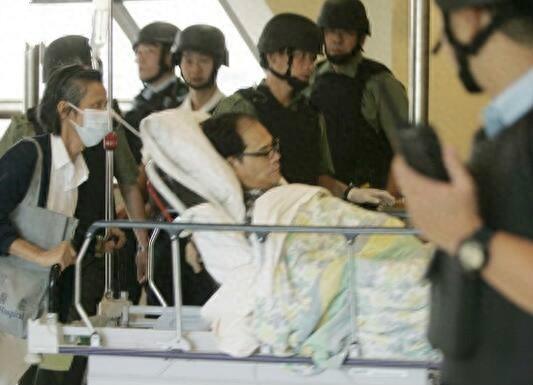 贼王叶继欢被抓真实照片：持枪与警察火拼，图八是其去世前就医