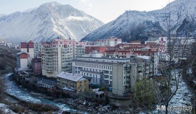 ​四川甘孜州康定市值得游玩的旅游景点有哪些？自驾游有什么攻略？