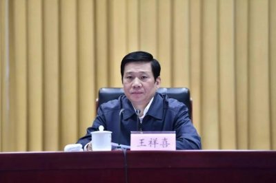 ​8名省部级官员履新，两人任国家部委正职