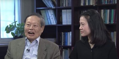 ​28岁的翁帆嫁82岁杨振宁，到底有何企图，16年后终于有了答案