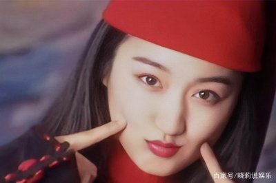 ​原来昔日甜歌女王杨钰莹有这么狗血的经历，这才是真的乘风破浪