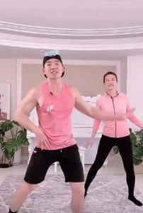 ​刘畊宏分享与言承旭的时光故事