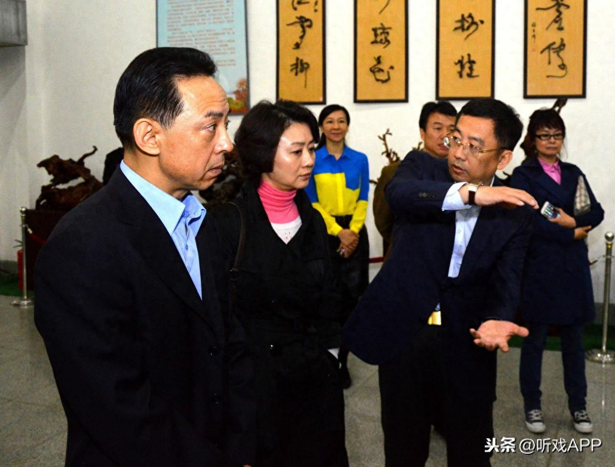 于魁智与李胜素，共献交响京剧《英雄梦想》