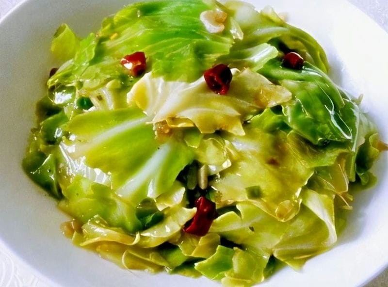 牛心菜跟包菜有什么区别（牛心菜和包菜的区别在哪里）