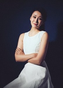 ​上海新闻频道美女主持人风采一览，美与知性并存