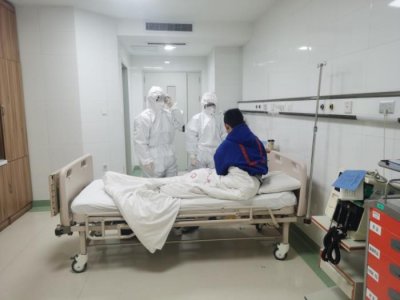 ​龙口中心医院女护士（龙口市人民医院抗疫姐妹档）
