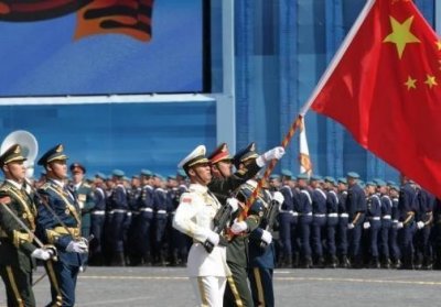 ​解放军三军仪仗队的“指挥刀”为何是西洋剑，不是中国传统宝剑？