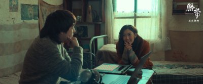 ​《脐带》笑着告别片段 高分催泪疗愈之作正在热映
