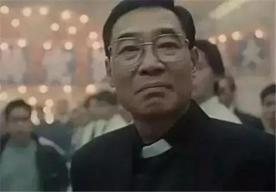 ​元彪踢足球的电影叫什么名字(盘点四部足球题材香港电影)