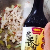 特色菜，爆炒牛蛙，饭店都很少有的菜，学会它，在家想吃就吃