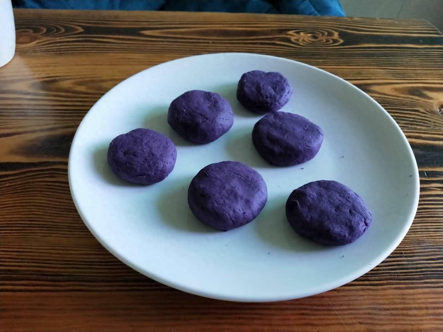 原汁原味紫薯饼，美食小白也可以在家自己动手做啦
