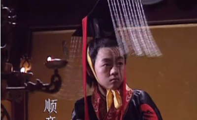 ​刘保已被汉安帝废过一次了，才十一岁的他又是如何为帝？