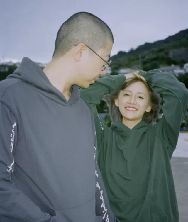 《女儿们的恋爱2》后，郑爽再迎来新综艺？光看嘉宾名单就等不及