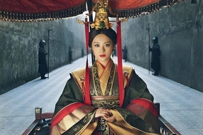 ​历史上的芈月：为灭义渠国，不惜失身生子；临终前让情夫为其殉葬
