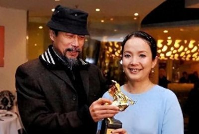 ​有一种“报应”叫孙海英和吕丽萍，辱华赴美后，善恶报应都应验了