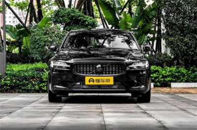 ​低调却是狠货！2.0T爆310匹马力，4.7秒破百，解读沃尔沃S60 T8