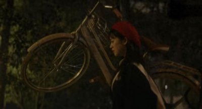 ​法眼看剧丨机动车道 非机动车道 人行道 盲道 该走哪里你清楚吗？