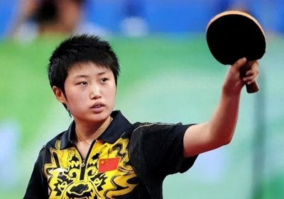 ​郭跃:曾是天才少女，教练批评与伤病的双重打击，退役后华丽转身