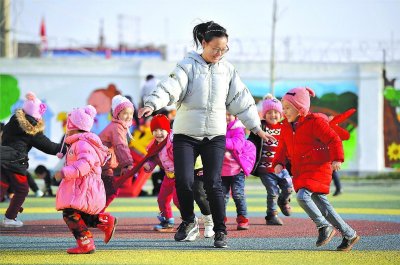 ​“学前教育”和“幼师”傻傻分不清楚，区别明显，谨慎报考