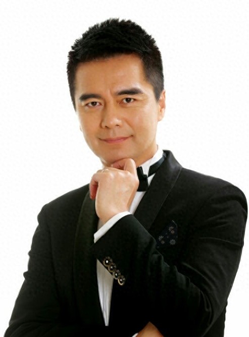 著名演员许亚军