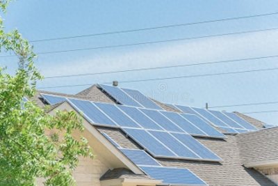 ​屋顶光伏发电真的赚钱吗？大叔实测利润300%