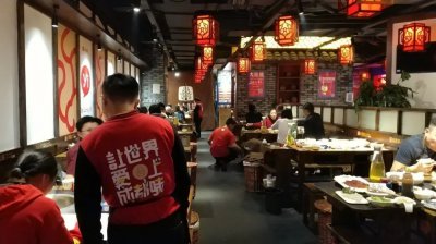 ​品牌观察 || 大龙燚走过的八载春秋