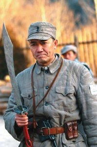 ​李云龙58岁自杀身亡，死前留下八字血泪遗言，背后究竟有什么秘密