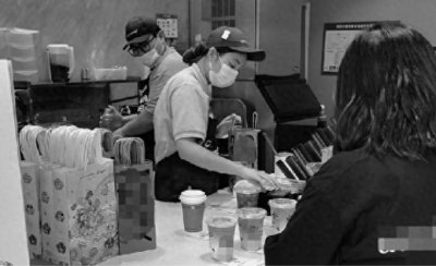 ​沈多家饮品店可线上选择或备注“去冰”