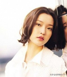 ​杜鹃是“合影杀手”，是电影里“忘不掉的初恋”，演戏全靠气质