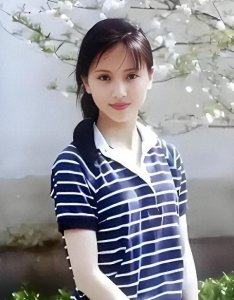 ​不拍吻戏、不嫁豪门，30岁自毁前程演妈妈，如今59岁风韵犹存