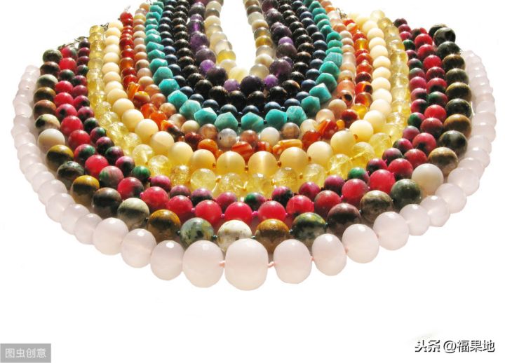 白玉菩提适合什么人戴(分享各种珠子手串适合的人群)