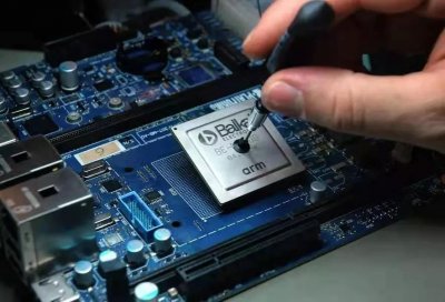 ​俄贝加尔电子将被迫冻结Baikal-S项目，国外芯片将占主导地位