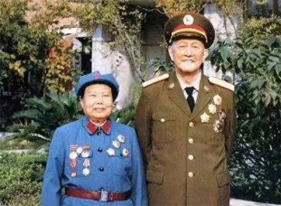 ​历史上的今天，我军唯一的六星上将产生，这年的我只是个上等兵。