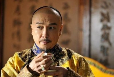 ​电视剧《康熙王朝》中，皇帝康熙第六子胤祚到底是怎么死的？