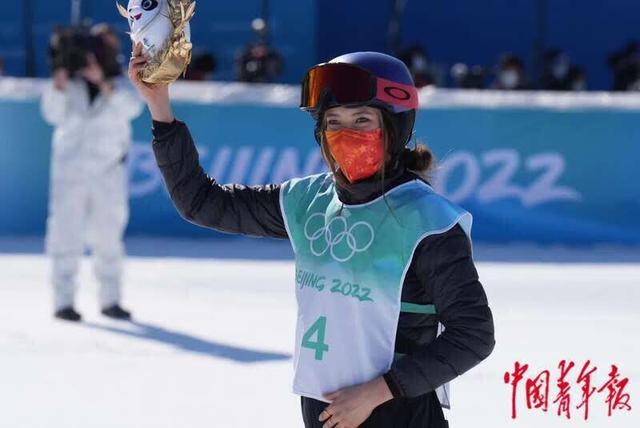 谷爱凌逆转夺金后接受采访（谷爱凌不负众望夺金）(19)